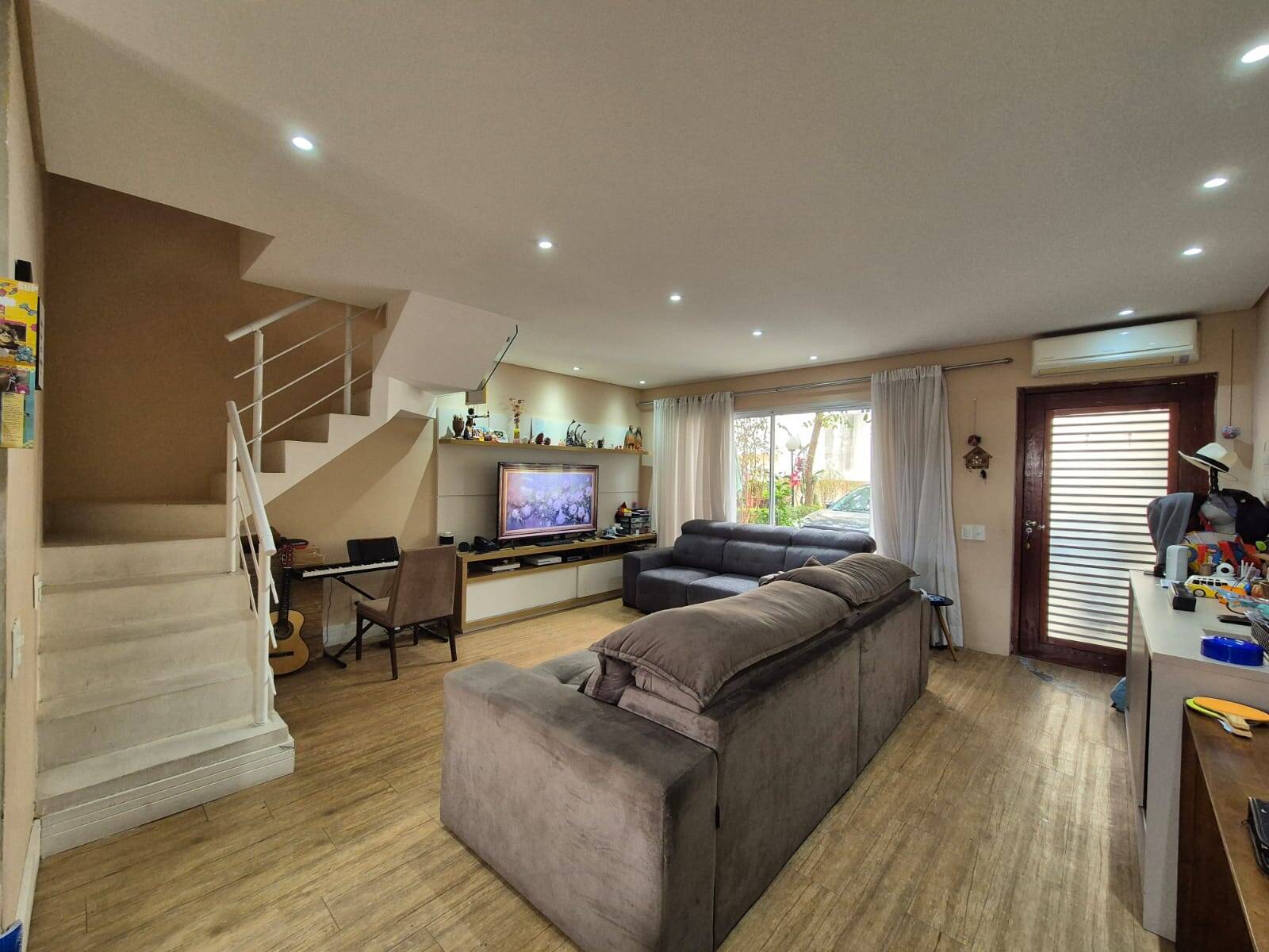 #2049 - Casa em condomínio para Venda em Cotia - SP