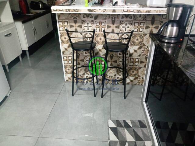 Apartamento para Venda em Carapicuíba - 4