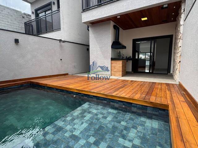#2326 - Casa para Venda em Santana de Parnaíba - SP - 1