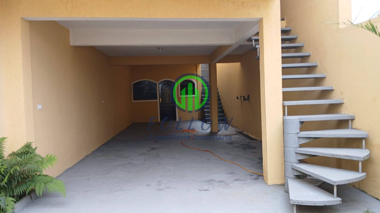 Sobrado à venda e aluguel com 4 quartos, 270m² - Foto 2