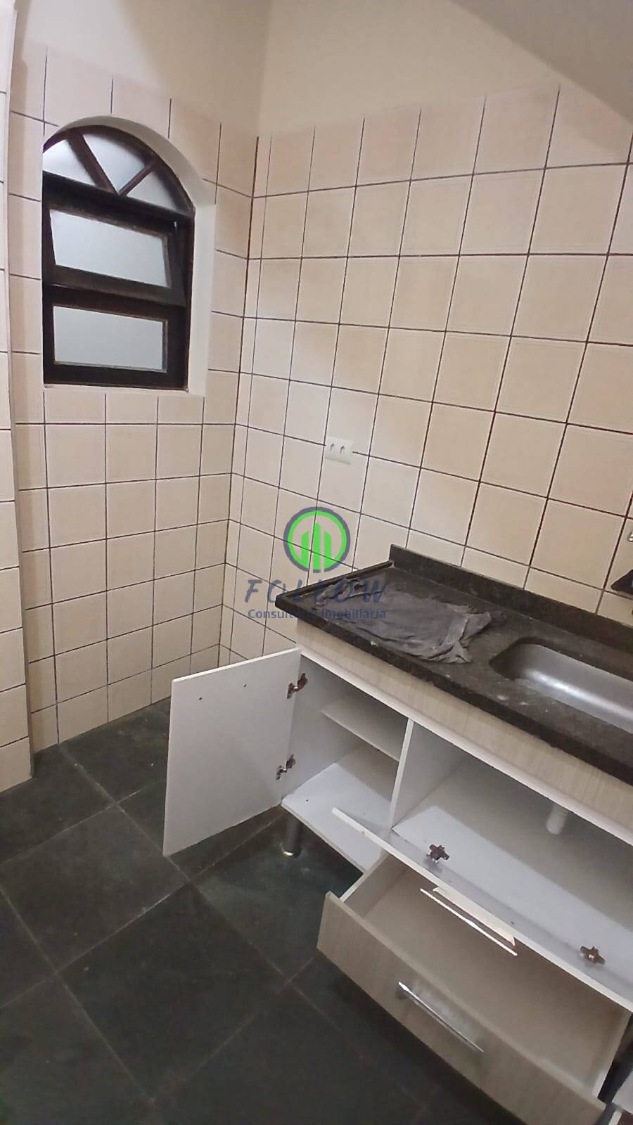 Sobrado à venda e aluguel com 4 quartos, 270m² - Foto 13