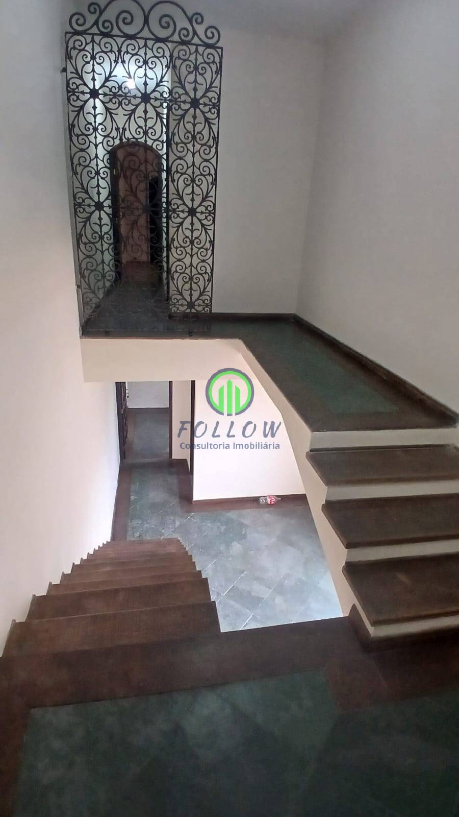 Sobrado à venda e aluguel com 4 quartos, 270m² - Foto 32