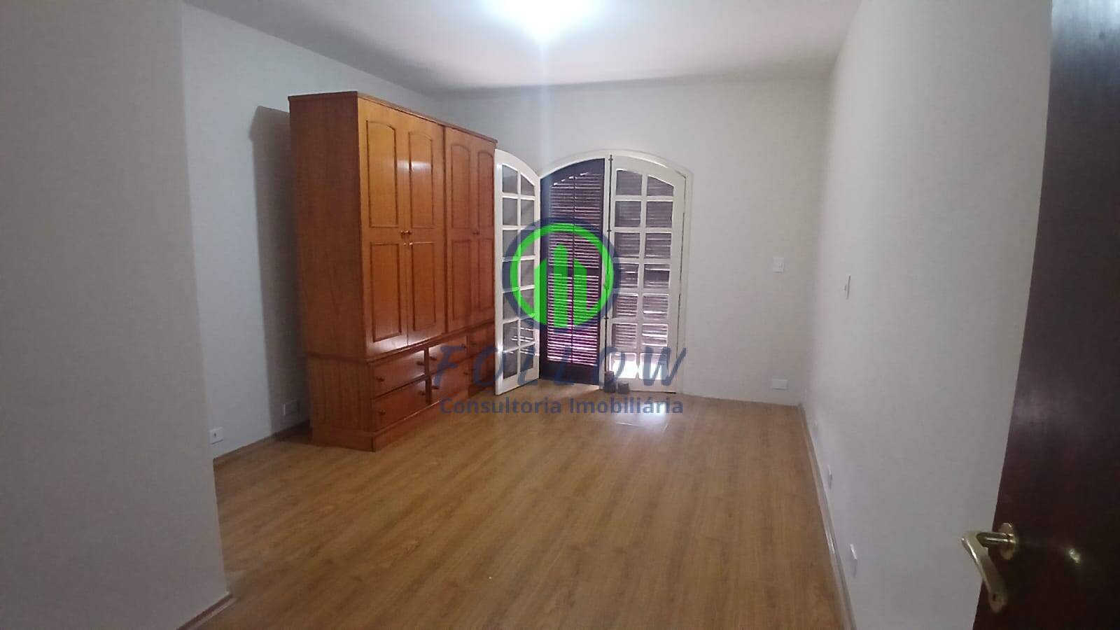 Sobrado à venda e aluguel com 4 quartos, 270m² - Foto 35