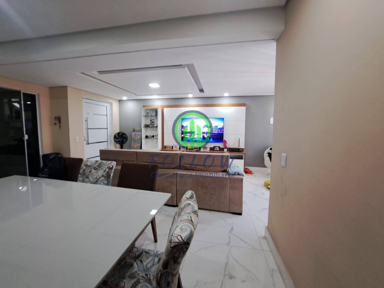 Casa, 3 quartos, 270 m² - Foto 12