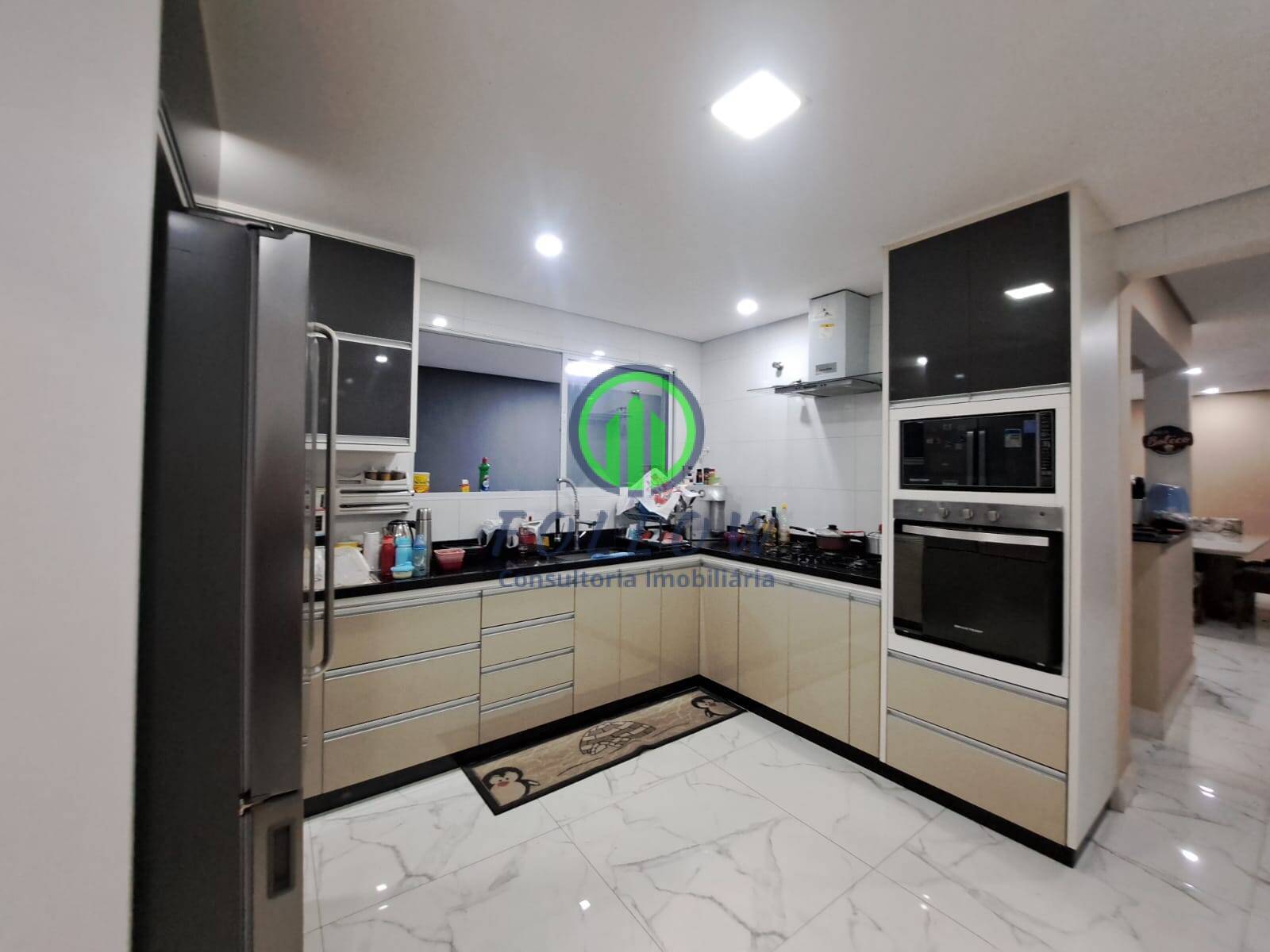 Casa, 3 quartos, 270 m² - Foto 8