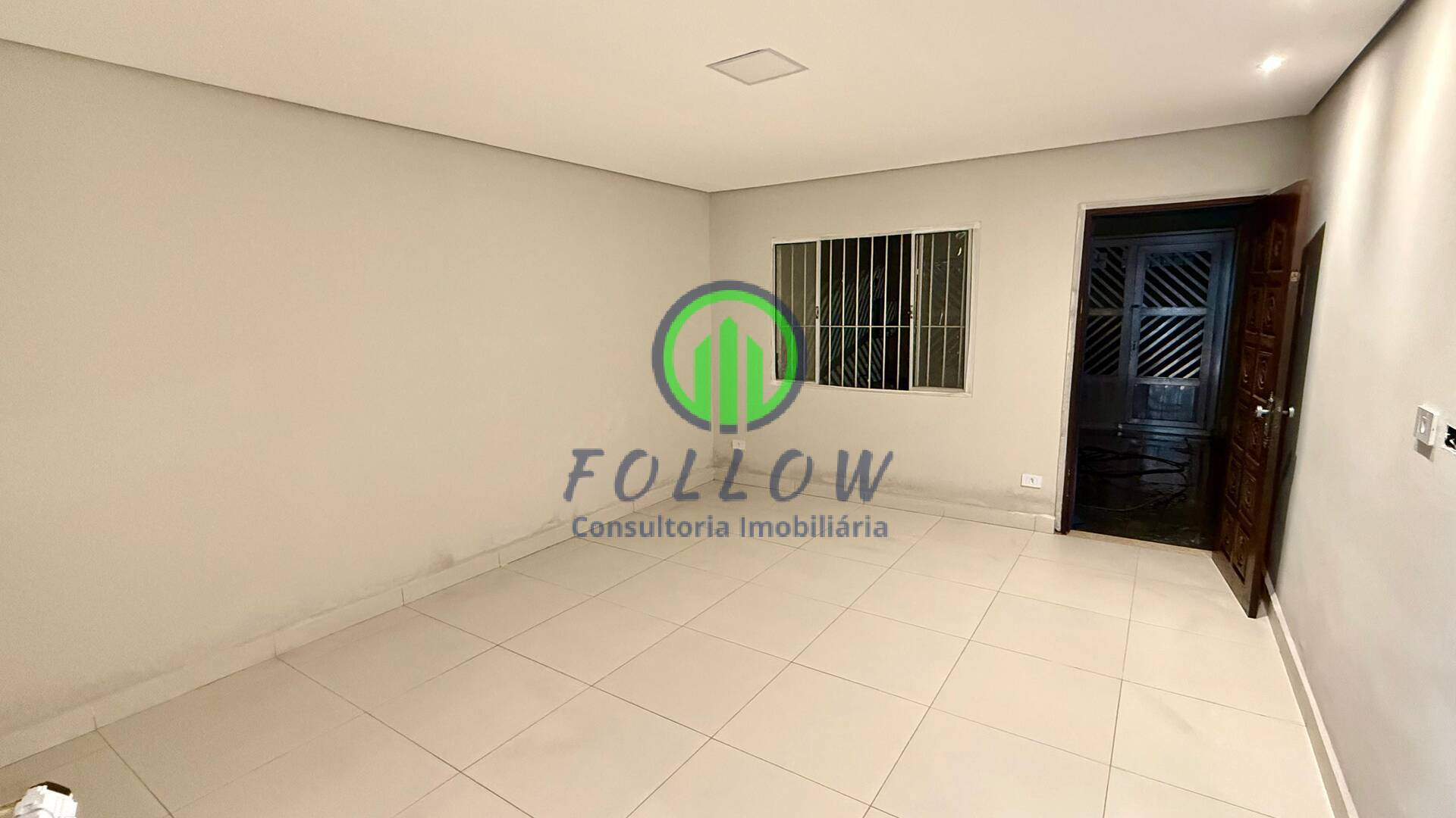 Casa à venda com 3 quartos, 111m² - Foto 3