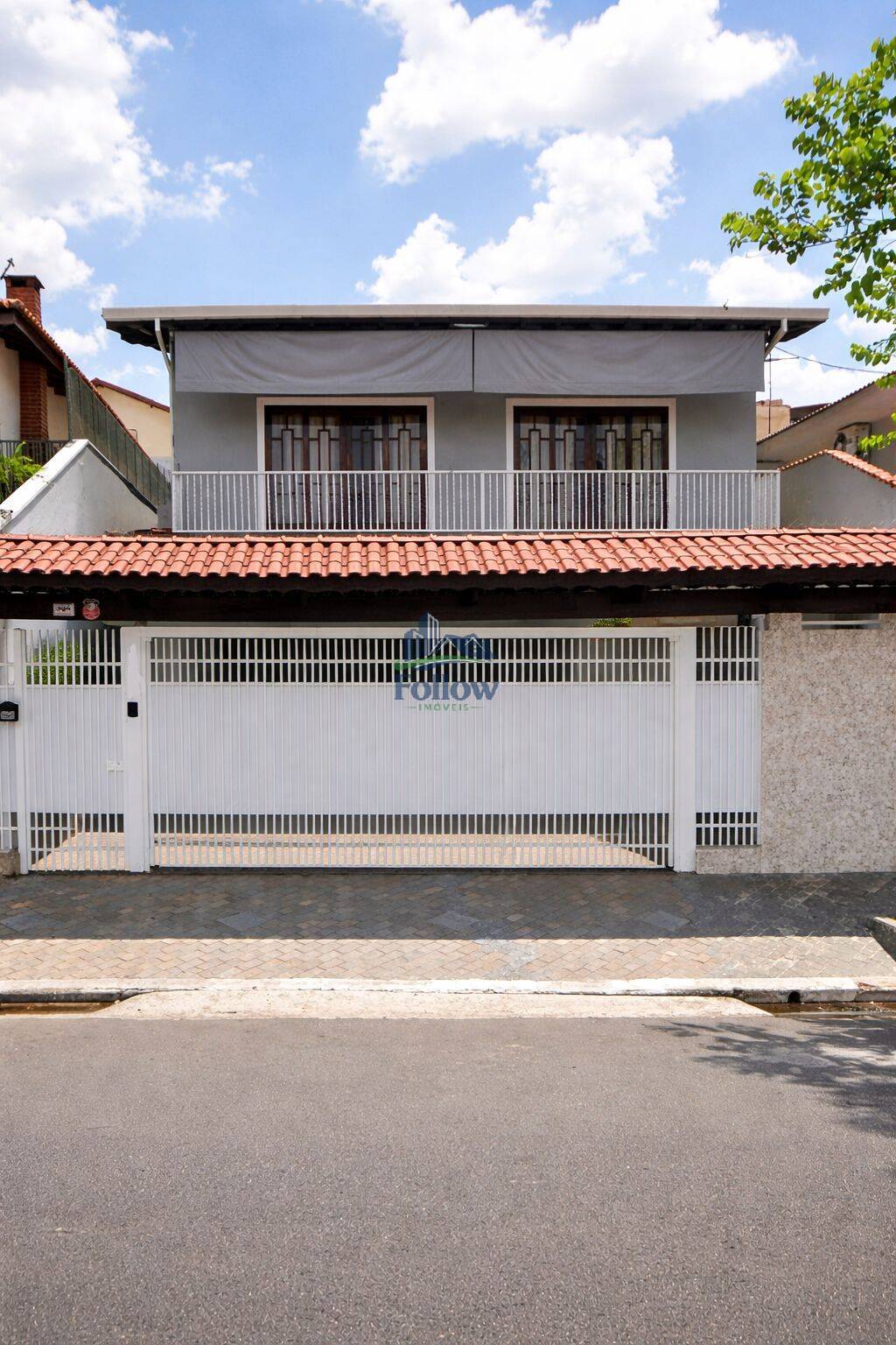 Casa, 4 quartos, 210 m² - Foto 1