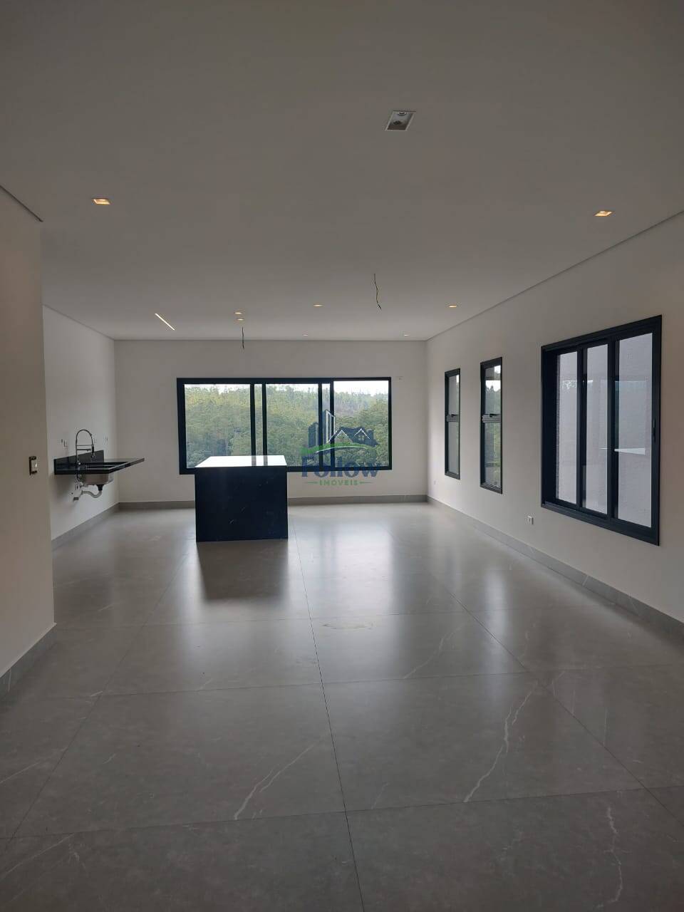 Casa, 3 quartos, 247 m² - Foto 2