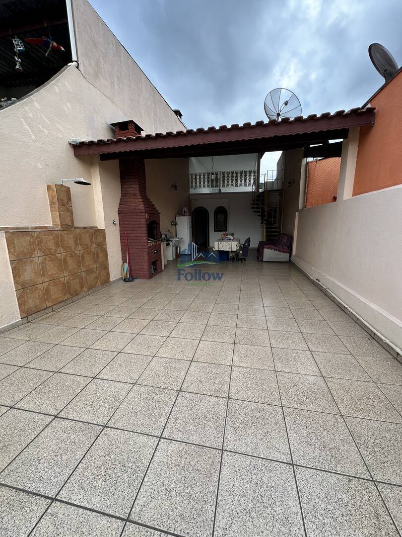 Sobrado, 3 quartos, 250 m² - Foto 2
